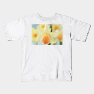 Narcissus  &#39;Prototype&#39;   Division 6 Cyclamineus Daffodil Kids T-Shirt